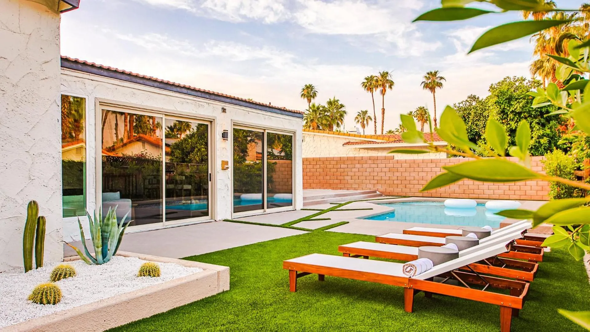 Serene Home With Pool With Mountain Views Palm Springs Appartamento